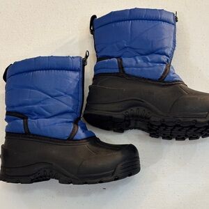 Northside Kids Blue and Black Winter Boots
